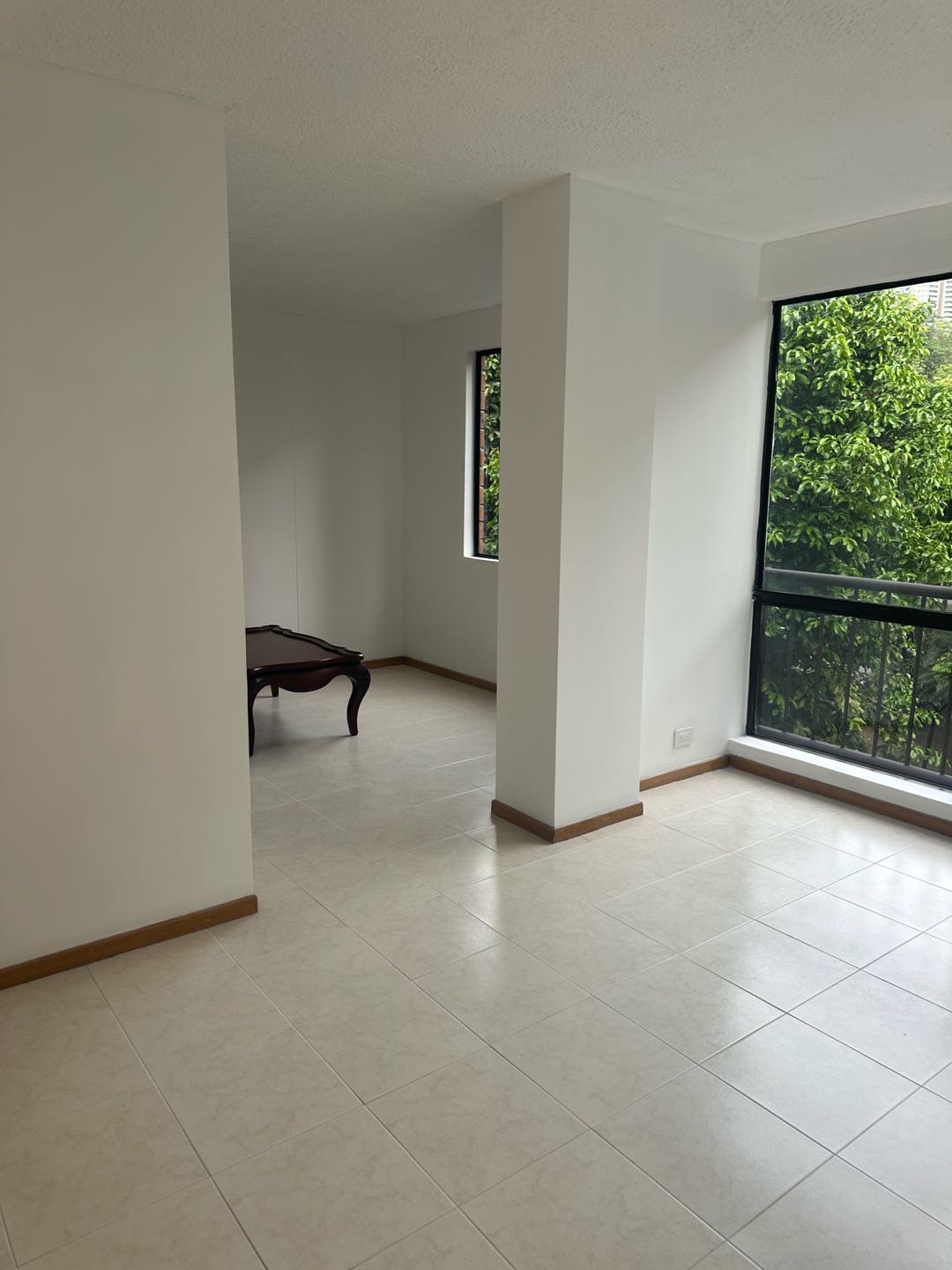 Venta de apartamento en la loma del Escobero