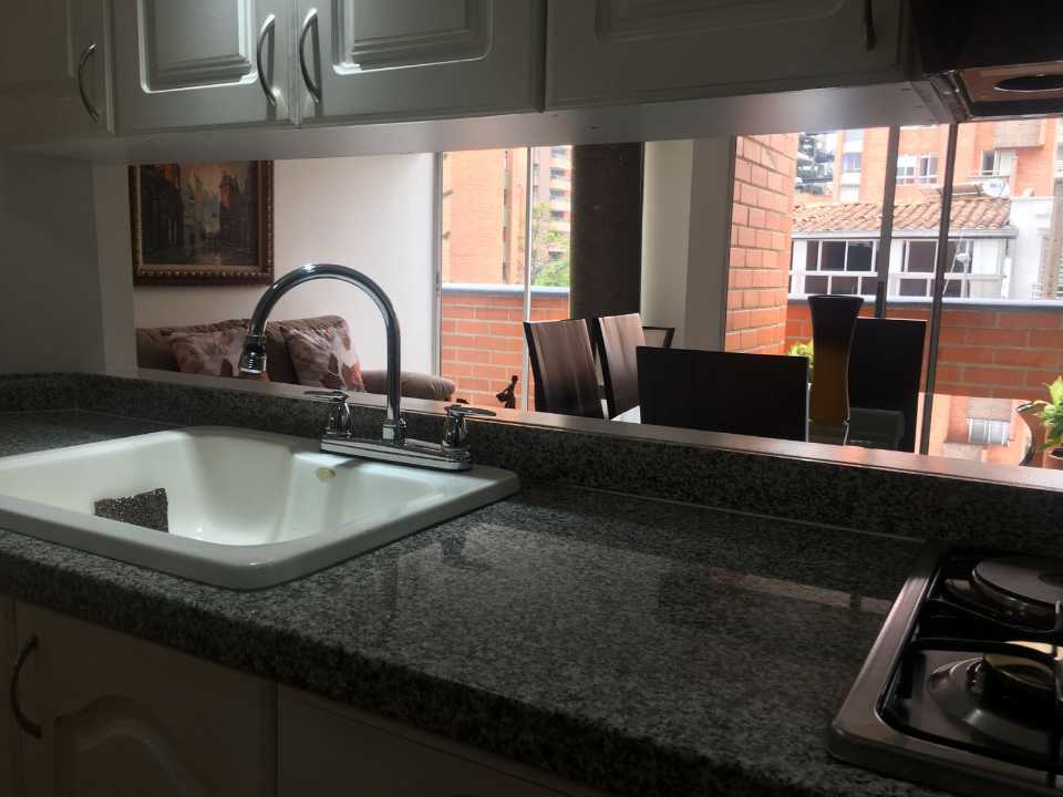 Apartamento en venta en Laureles - Medellín