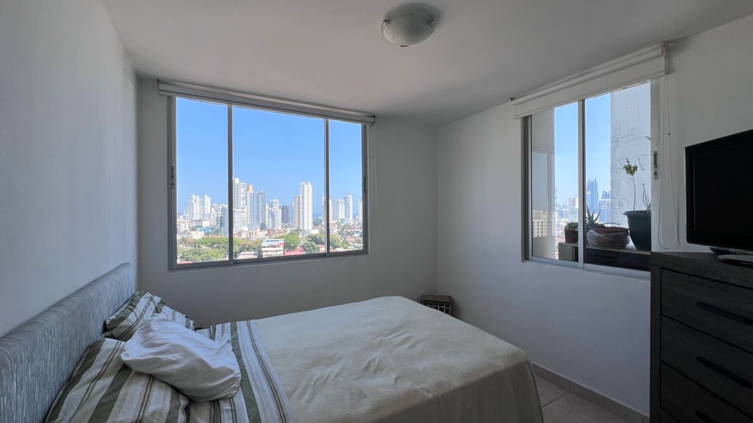 Venta de apartamento en PH Plaza Valencia — foto 2
