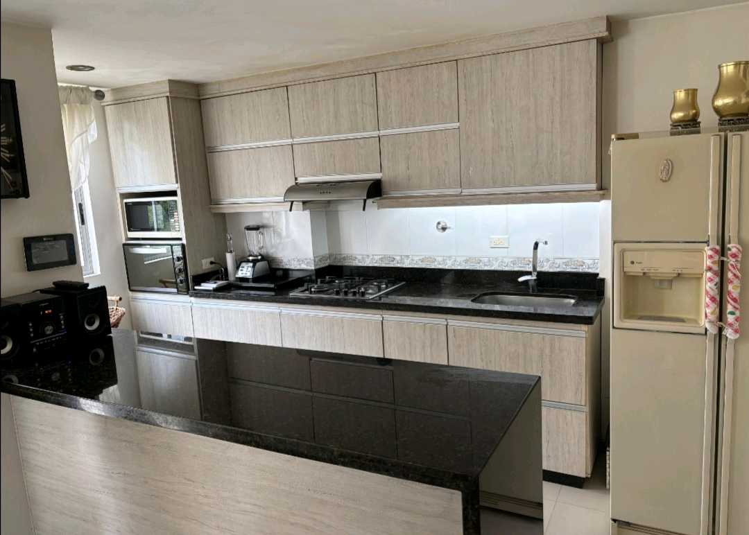 Venta de apartamentoen laureles — foto 2 de 8
