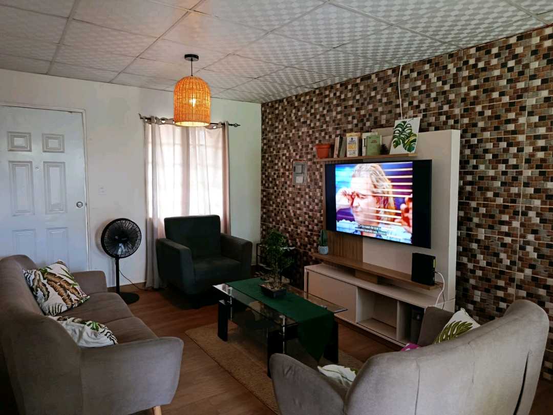 VENTA DE CASA EN DAVID CERCADA Y CON PORTON ELECTRICO