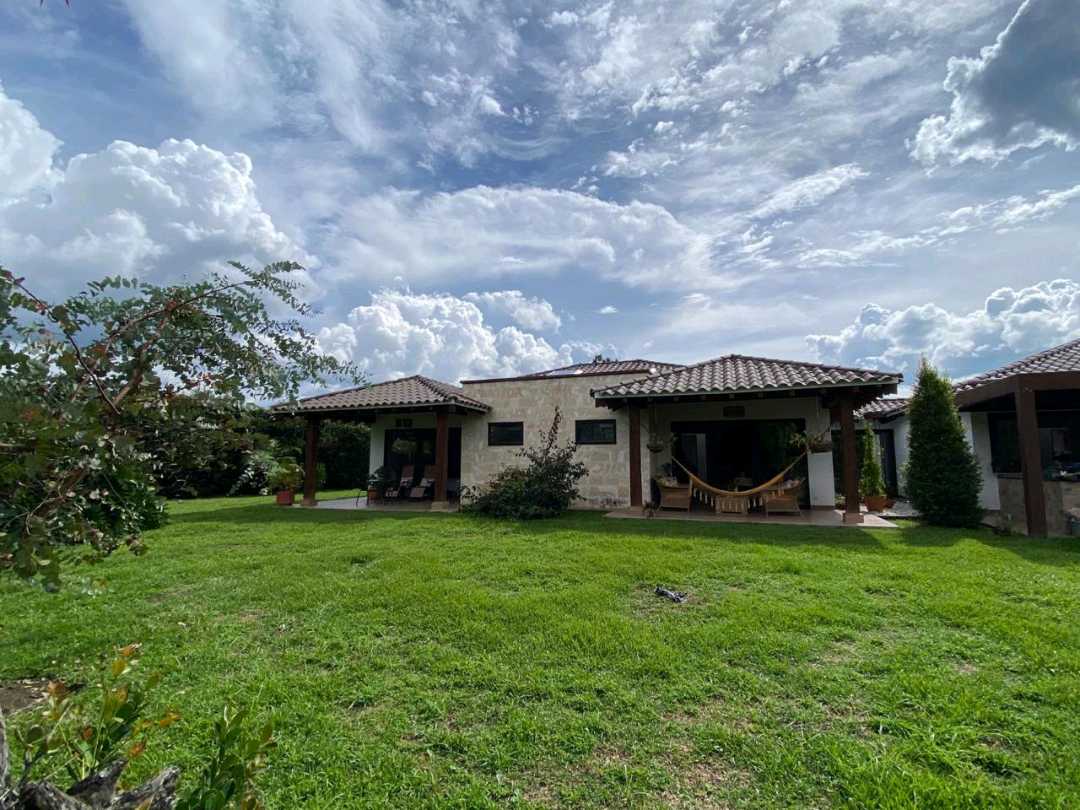 Venta Casa Parcelación Llanogrande Medellín