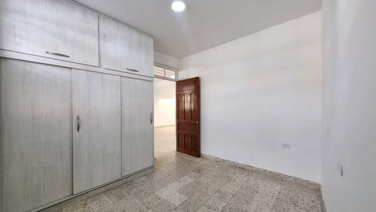 VENTA DE CASA EN SANTA BÁRBARA BUGA W9910624 ISA