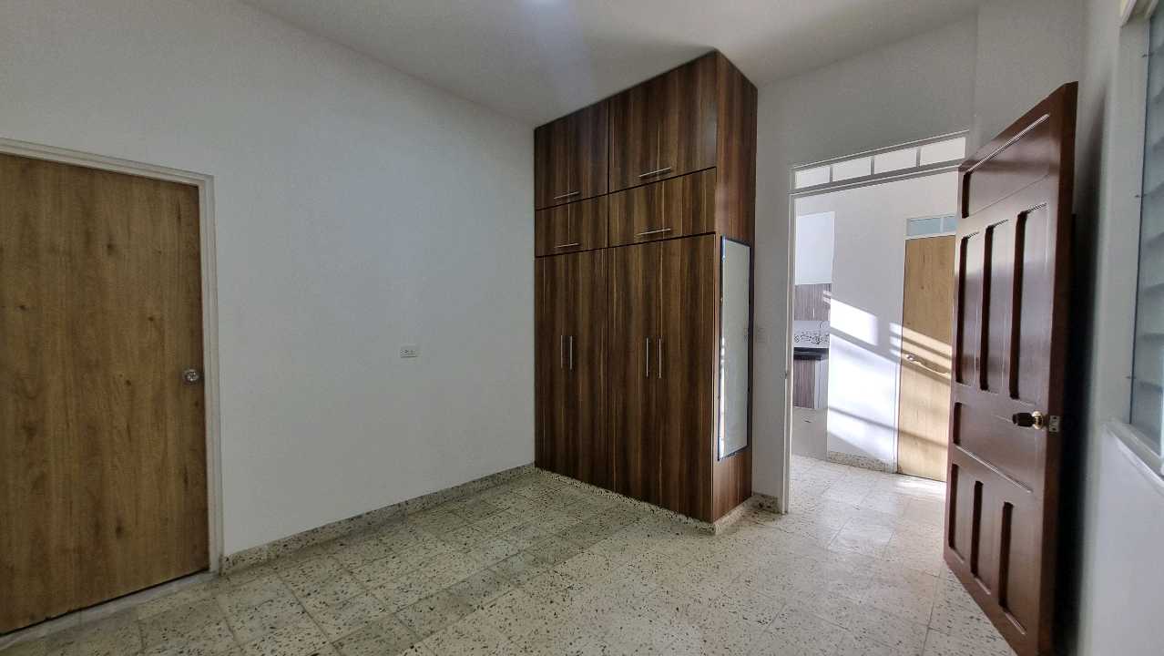 VENTA DE CASA EN SANTA BÁRBARA BUGA W9910624 ISA