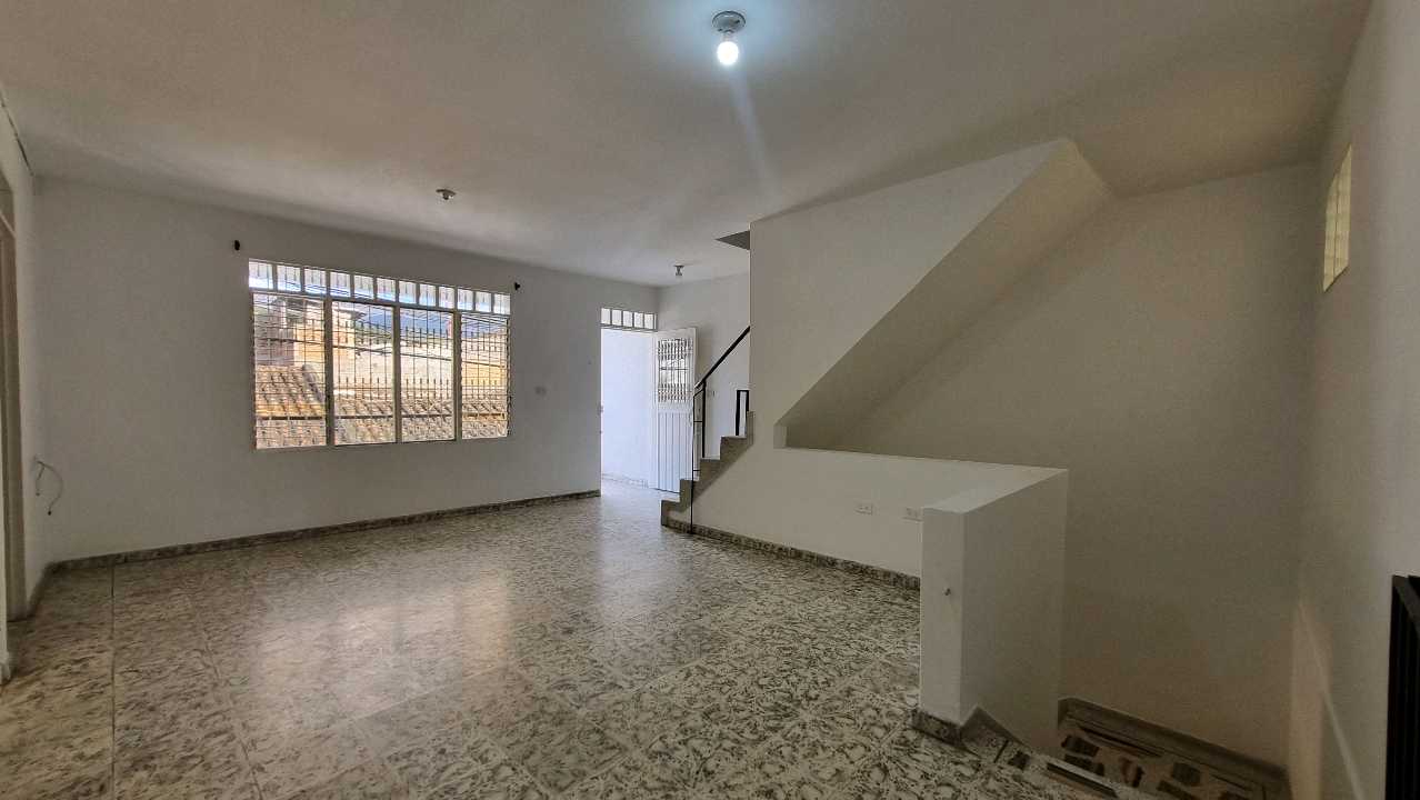 VENTA DE CASA EN SANTA BÁRBARA BUGA W9910624 ISA