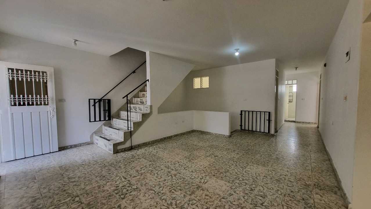 VENTA DE CASA EN SANTA BÁRBARA BUGA W9910624 ISA