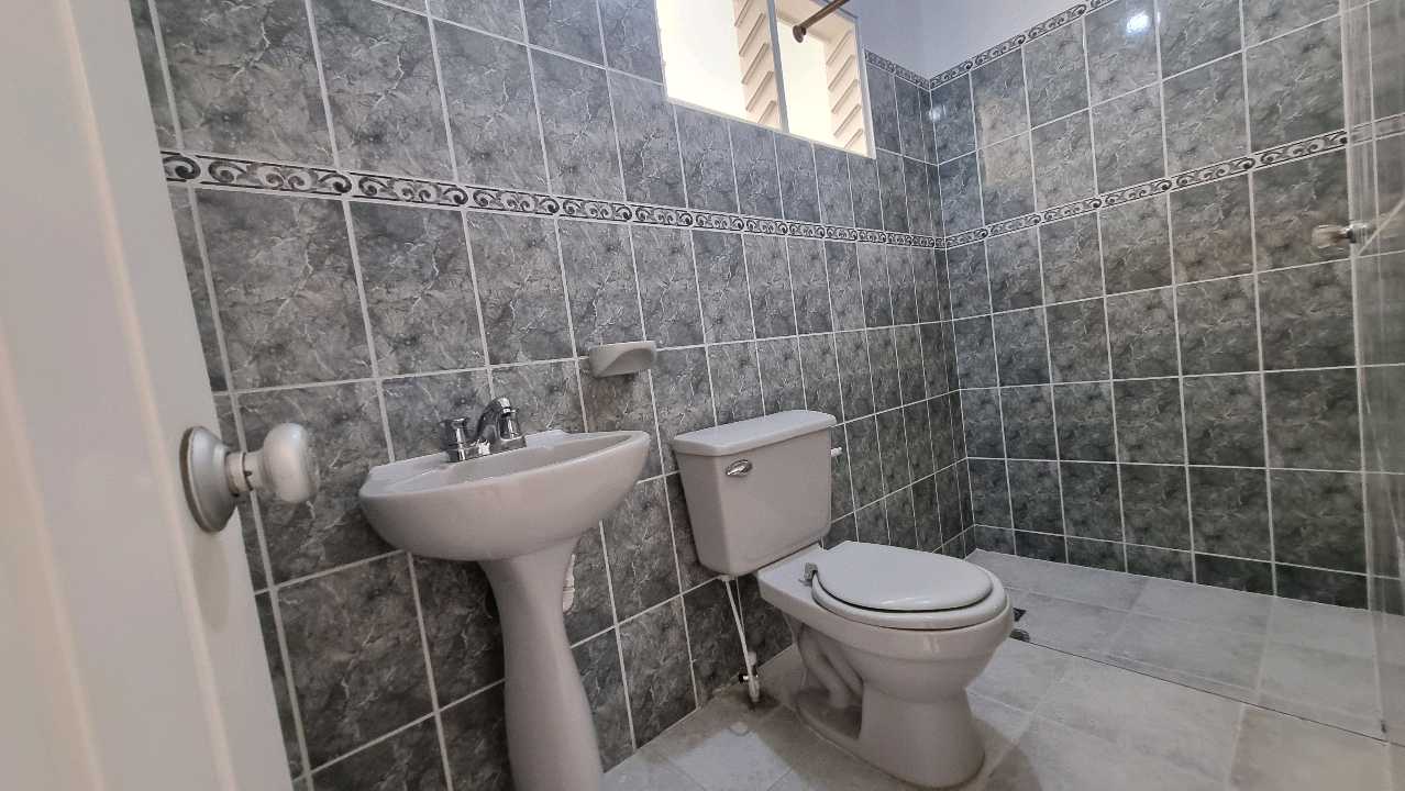 VENTA DE CASA EN SANTA BÁRBARA BUGA W9910624 ISA