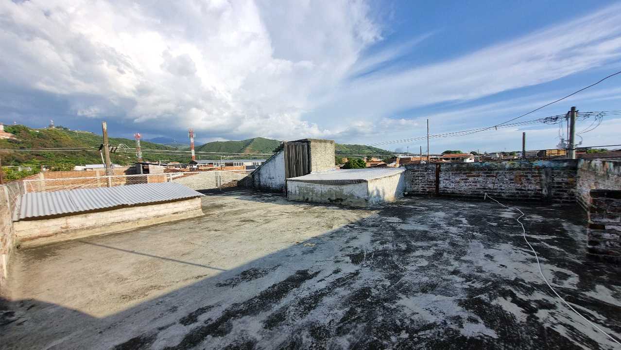 VENTA DE CASA EN SANTA BÁRBARA BUGA W9910624 ISA