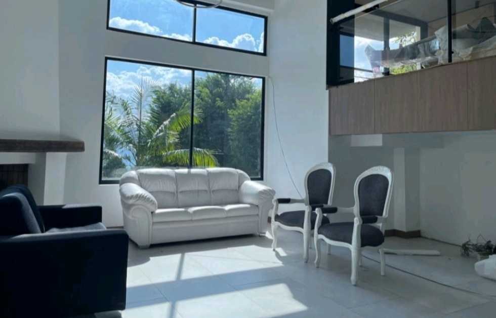 Venta De Casa Palmas Medellìn