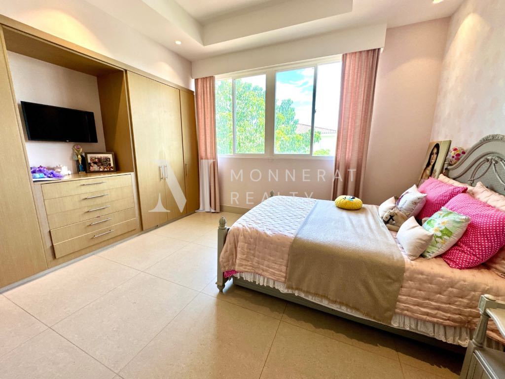 VENTA DE CASA THE GROVE SANTA MARÍA