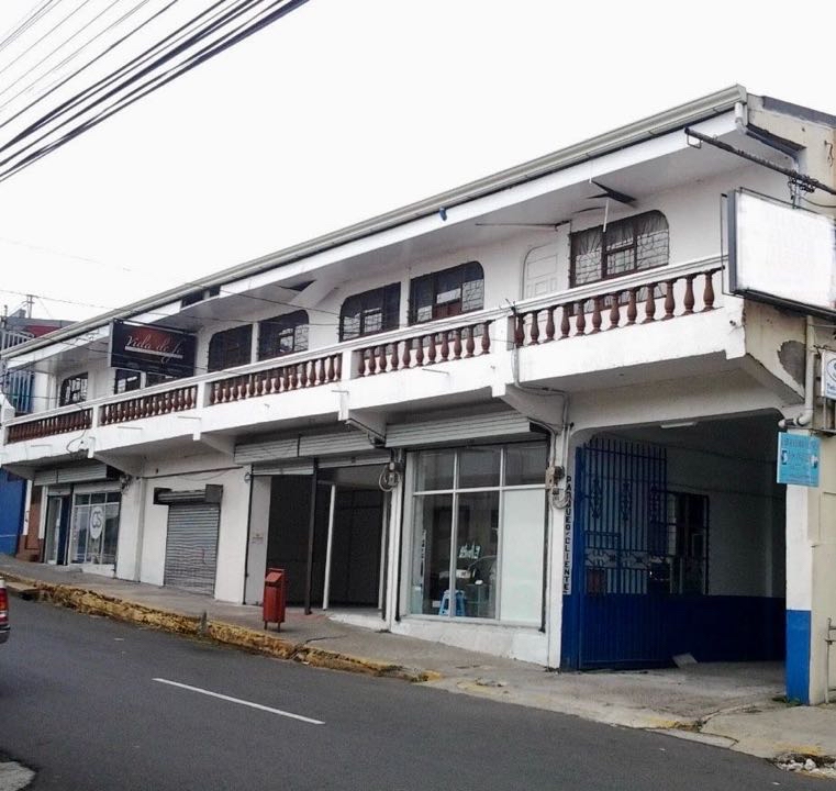 VENTA DE EDIFICIO CON LOCALES COMERCIALES, HEREDIA CENTRO