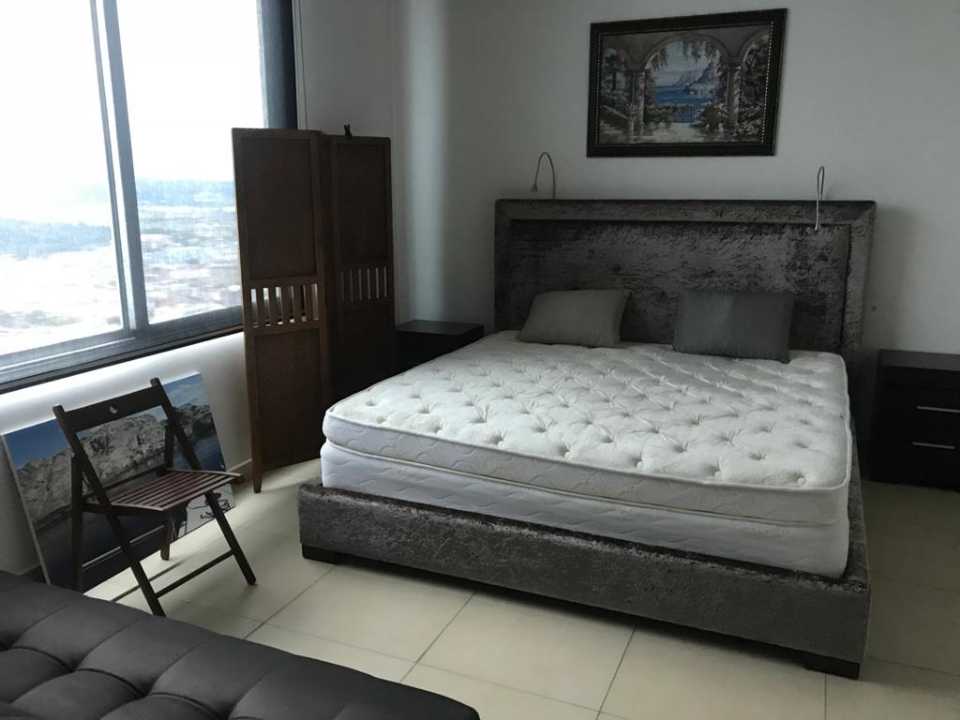 Venta de Penthouse en Sky Residences — foto 6