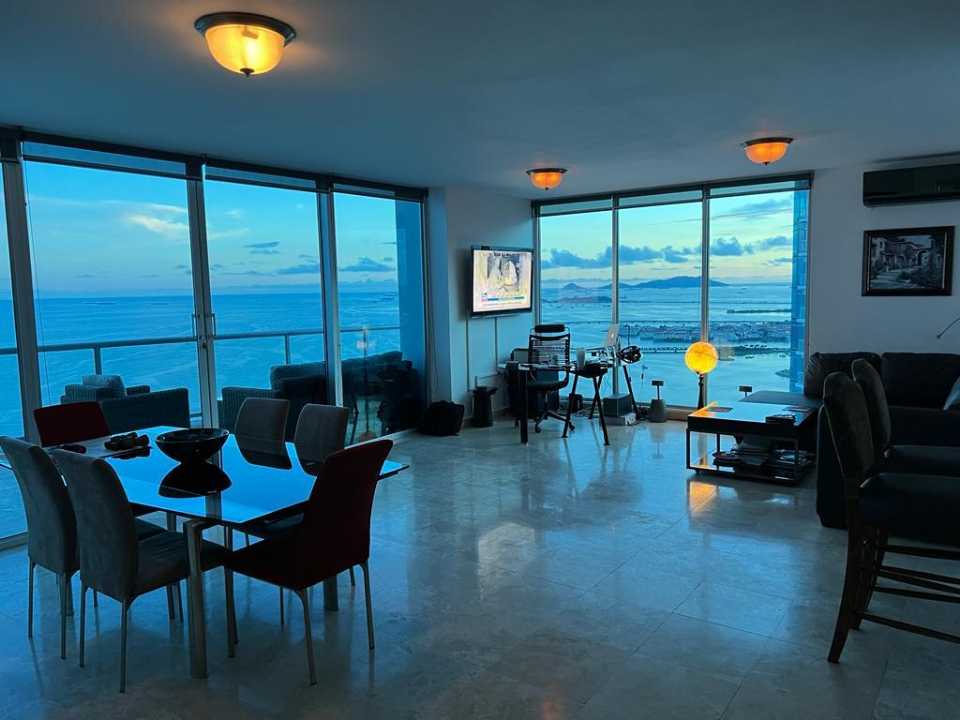 Venta de Penthouse en Sky Residences — foto 2