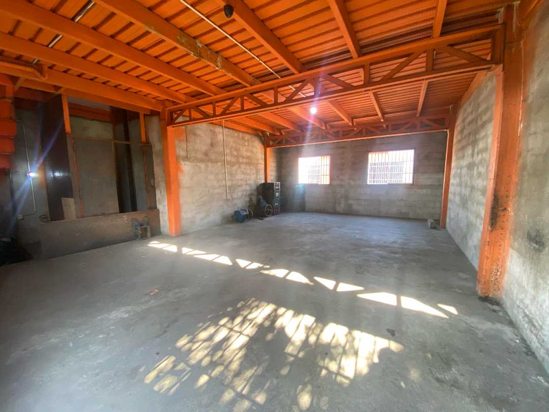 Venta Edificio Comercial Petare KC