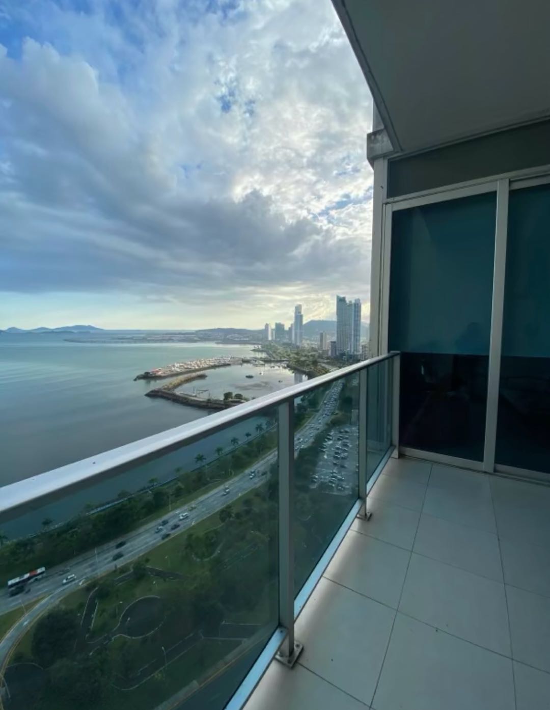 Venta en Avenida Balboa