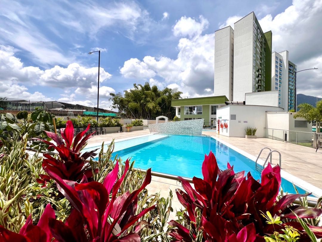 VENTA ESPECTACULAR APTO 84 MTS2 DOSQUEBRADAS CIUDAD NATURA