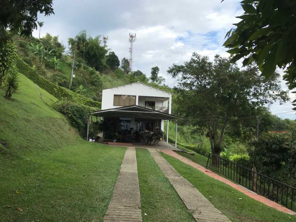 Imagen de VENTA CASA CAMPESTRE  EN PARCELACIÓN EN COMBIA