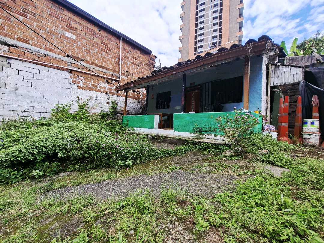 Venta Lote 478mts2 Envigado cerca a la Intermedia