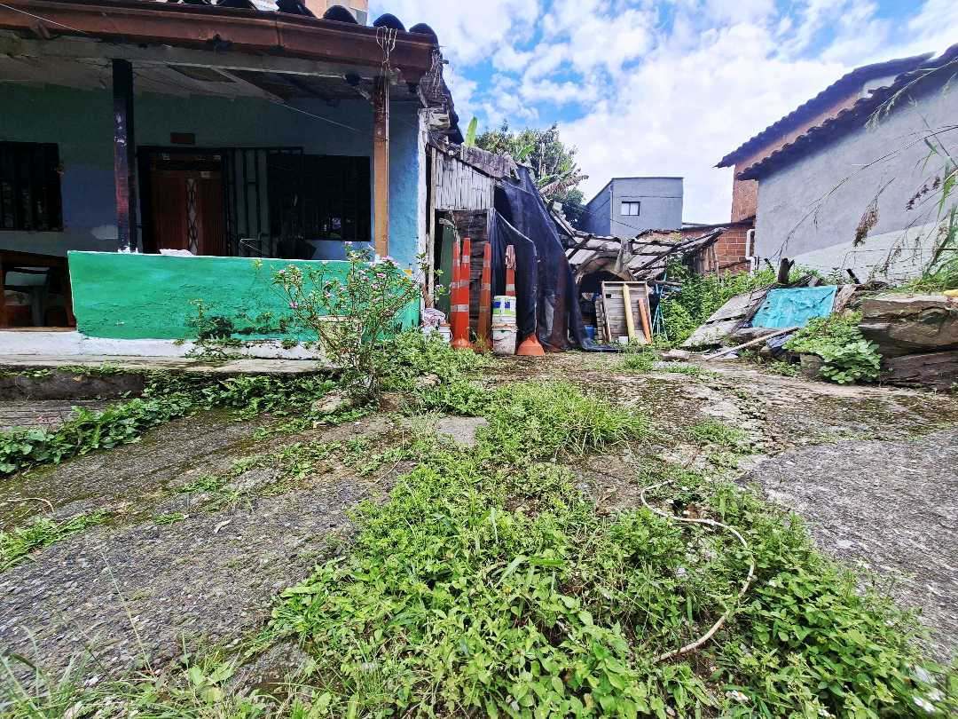 Venta Lote 478mts2 Envigado cerca a la Intermedia