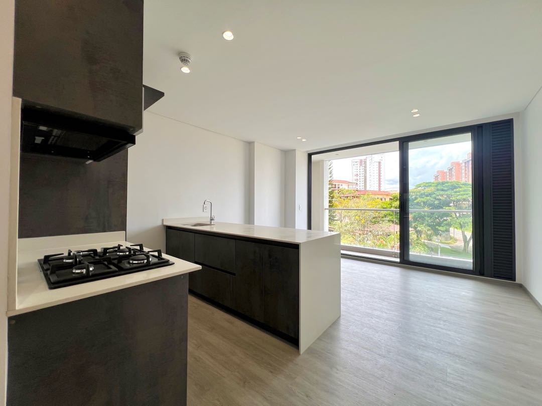 VENTA LUJOSO APARTAMENTO PINARES PEREIRA