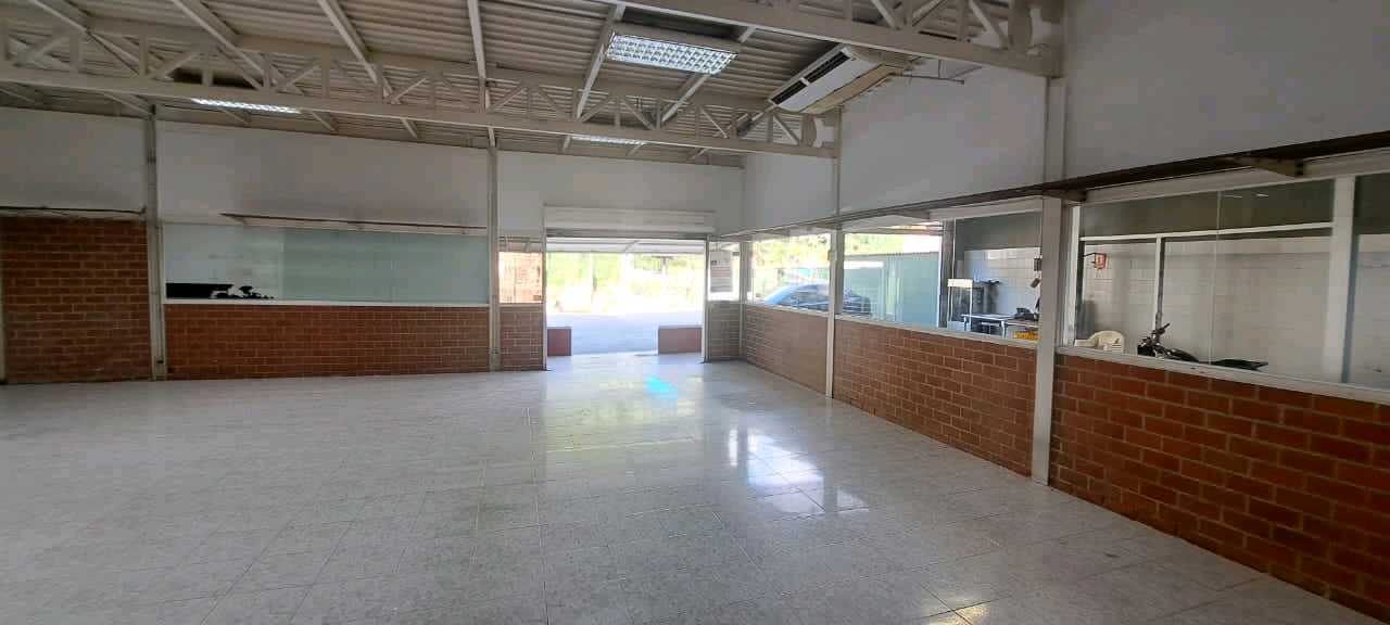 Venta  MiniCentro Comercial Turumo KC