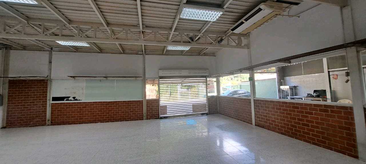 Venta  MiniCentro Comercial Turumo KC