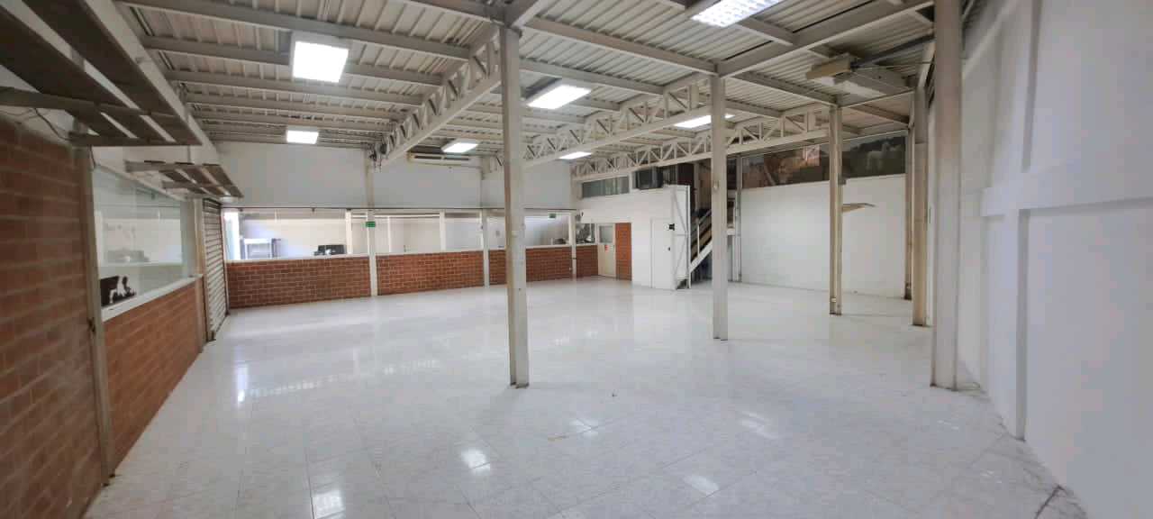 Venta  MiniCentro Comercial Turumo KC