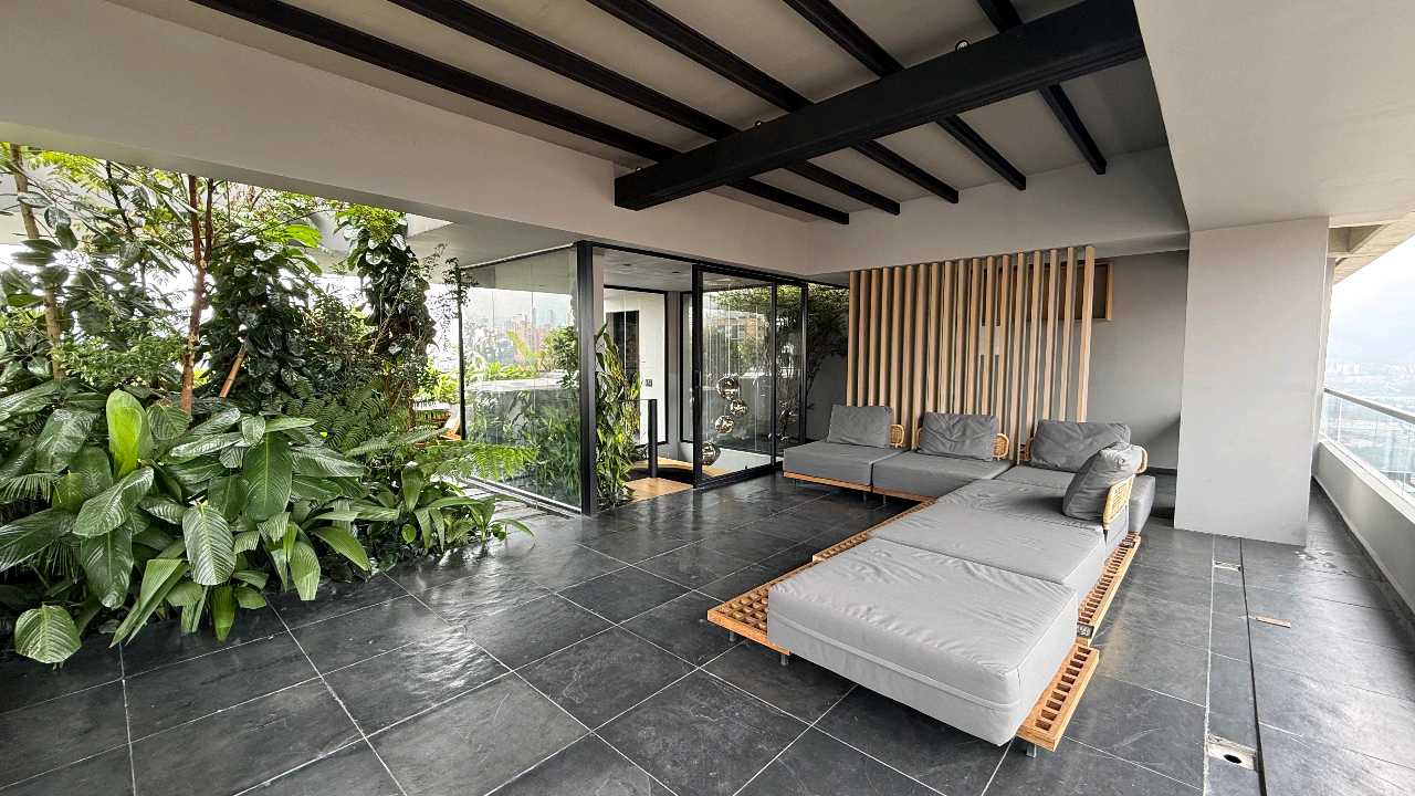 Venta Penthouse Tipo Loft Loma De Los Parra El Poblado Medellín