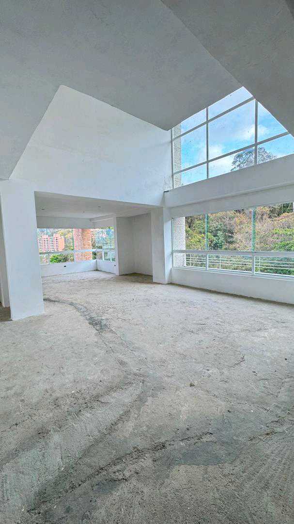 Venta PH Duplex obra gris Solar del Hatillo Kc