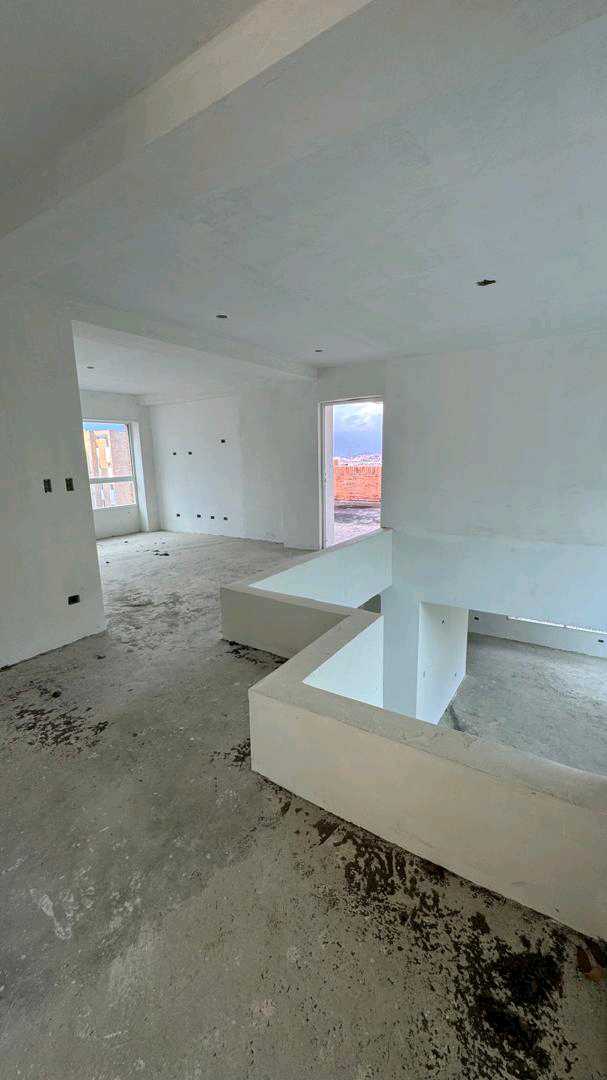 Venta PH Duplex obra gris Solar del Hatillo Kc