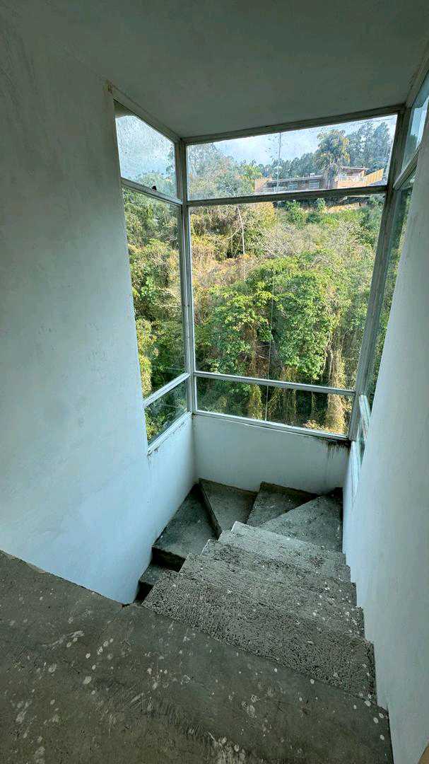 Venta PH Duplex obra gris Solar del Hatillo Kc
