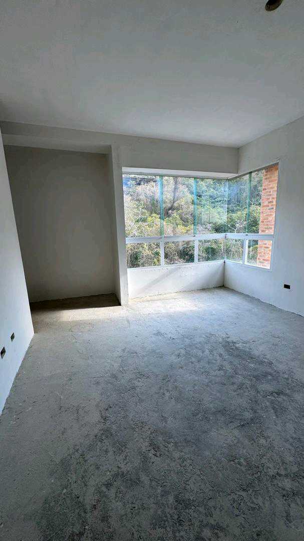 Venta PH Duplex obra gris Solar del Hatillo Kc
