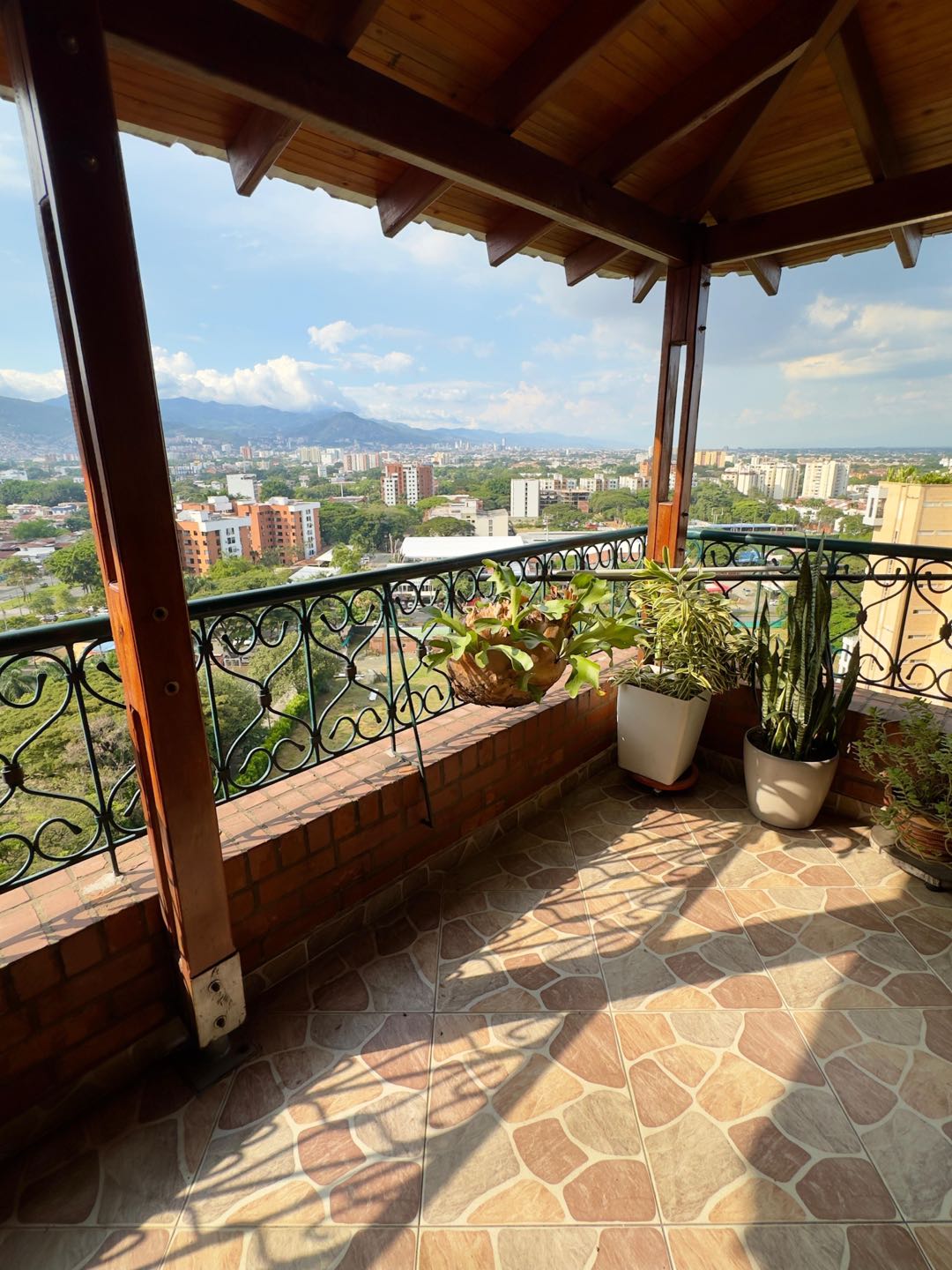 VENTO PENTHOUSE EN QUINTAS DE DON SIMÓN 168m2