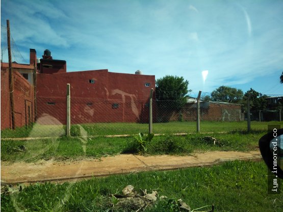 Terreno en Esquina. APTO CREDITO - 2