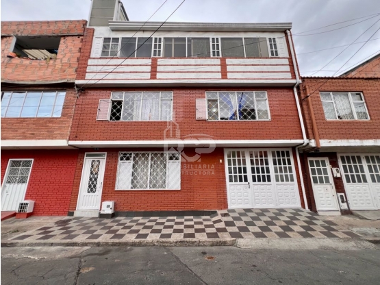 Casa de 6 alcobas en venta en Kennedy Central, Bogotá, 305 m² · foto 20 de 20