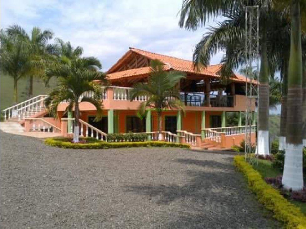 SE VENDE FINCA, LA VIRGINIA RISARALDA