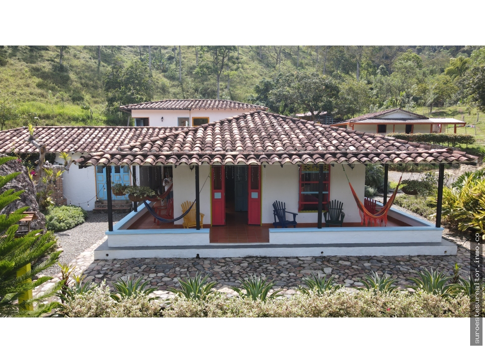 VENTA DE FINCA EN CIUDAD BOLIVAR