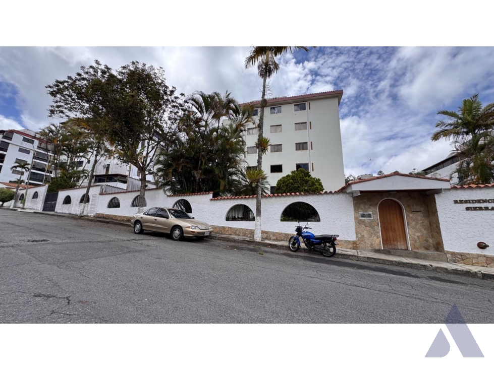 Vendo apartamento 150m2 Urb. Las Salías San Antonio de los Altos 2545