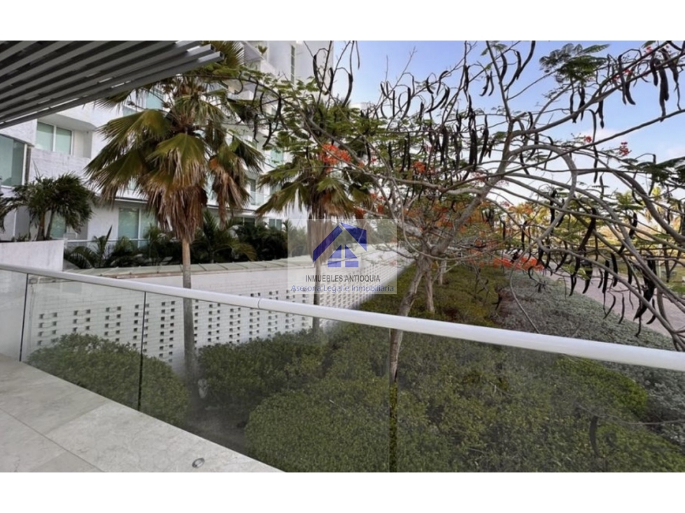 Apartamento en condominio exclusivo con terraza y jacuzzi foto 11