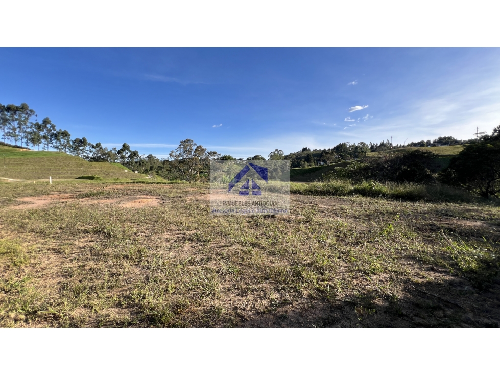 Lote en parcelación a 7 minutos del Aeropuerto vista panorámica foto 19