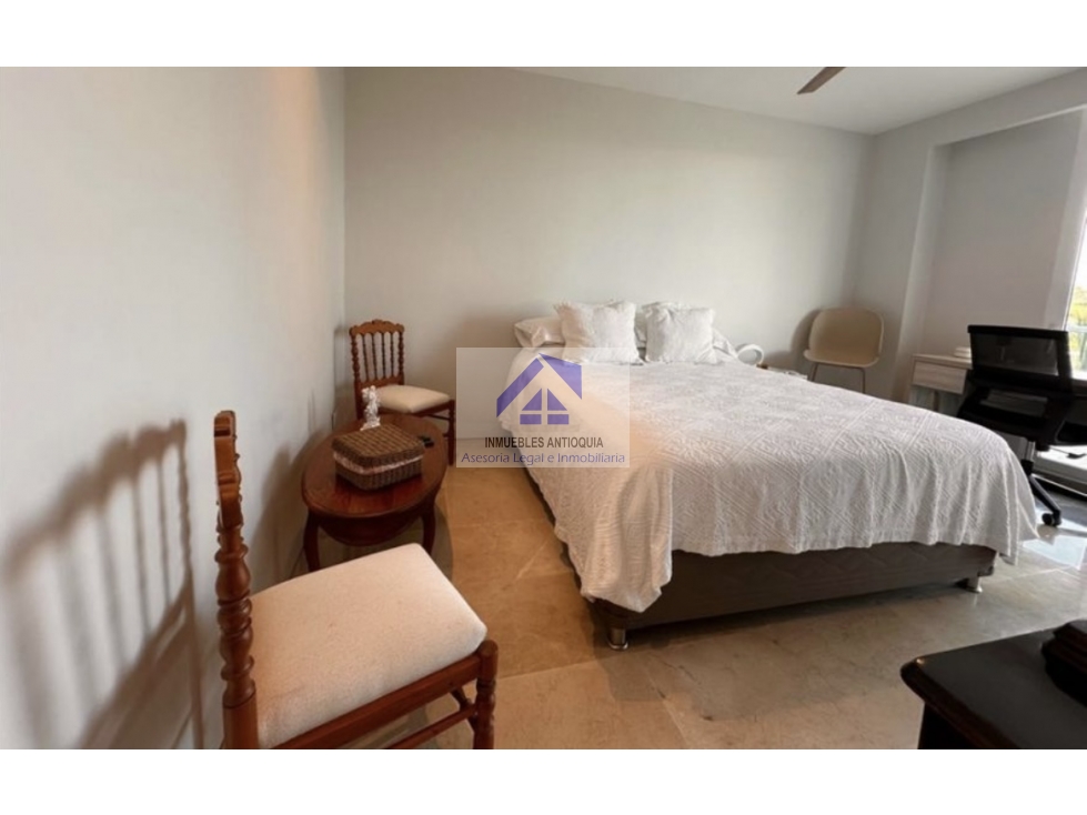 Apartamento en condominio exclusivo con terraza y jacuzzi foto 13