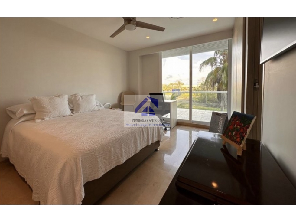 Apartamento en condominio exclusivo con terraza y jacuzzi foto 15