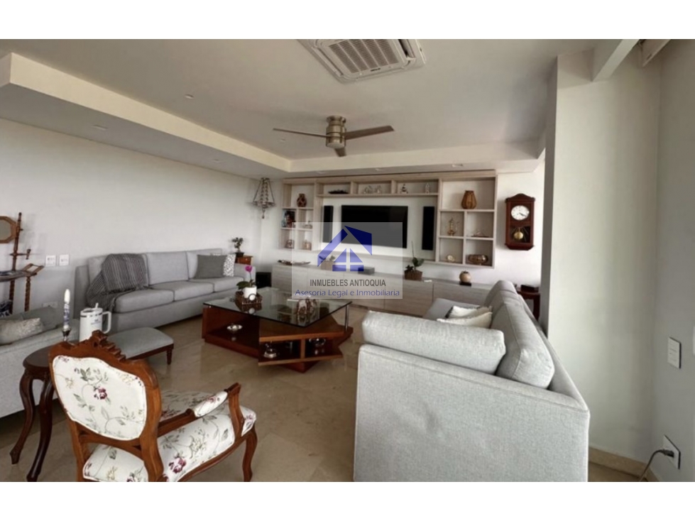 Apartamento en condominio exclusivo con terraza y jacuzzi foto 17