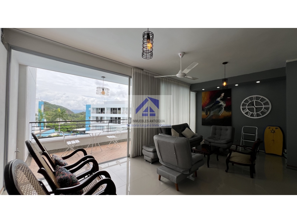 Apartamento amoblado precio de oportunidad
