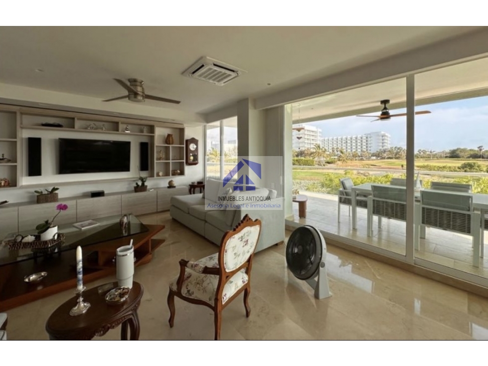 Apartamento en condominio exclusivo con terraza y jacuzzi foto 18