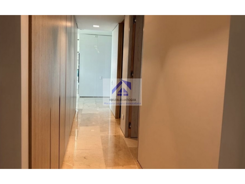 Apartamento en condominio exclusivo con terraza y jacuzzi foto 20