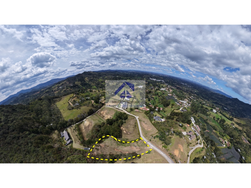 Lote en venta Vista panoramica Llanogrande aeropuerto diseño 2 casas