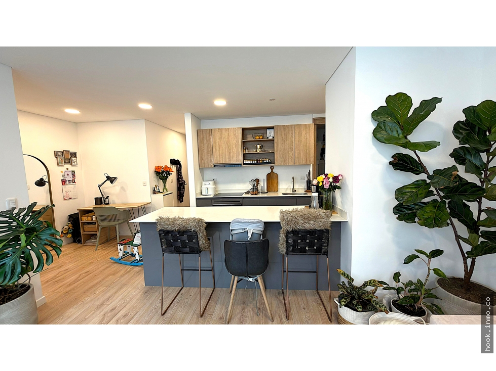 Venta apto 78 M2 en Santa Barbara Oriental, edificio nuevo