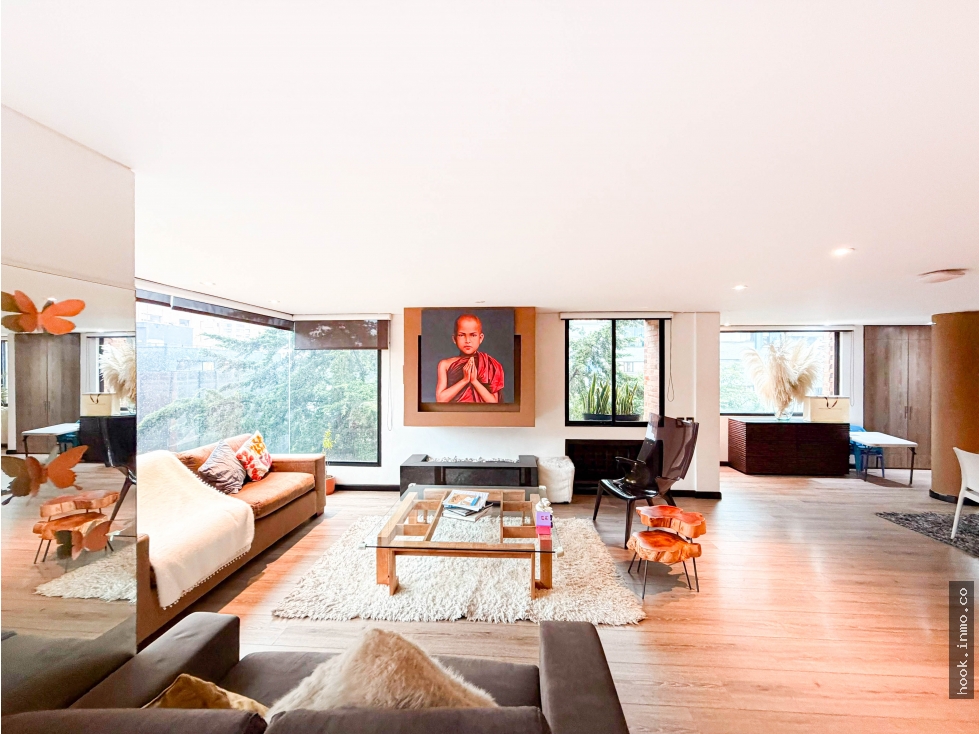 Apartamento duplex con terraza para venta en el nogal