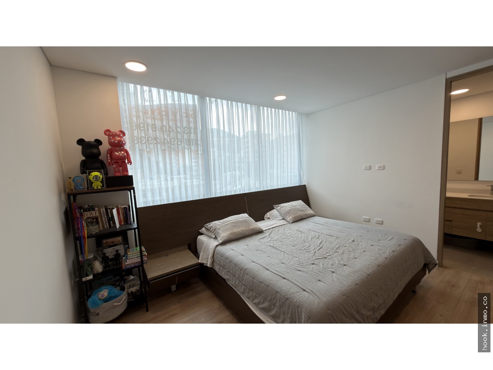 APARTAMENTO MODERNO Y BIEN DISTRIBUIDO EN SANTA BÁRBARA